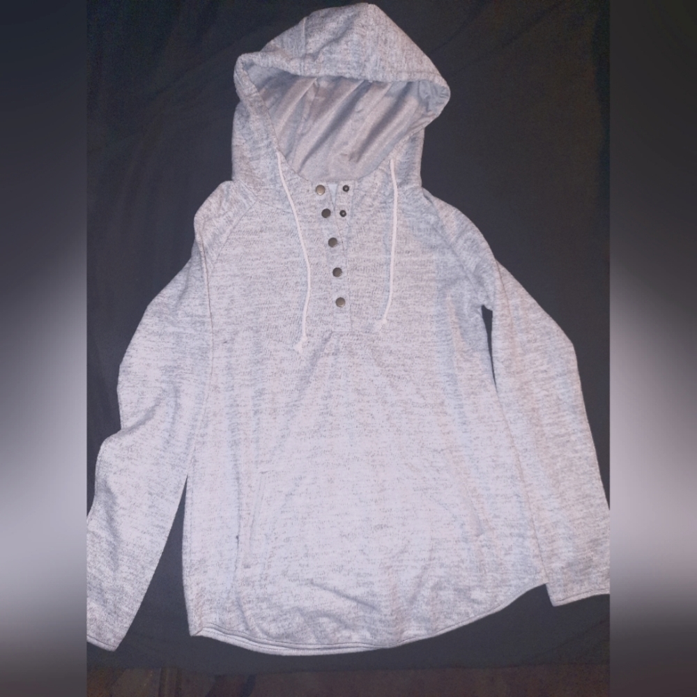 Pullover hoodie